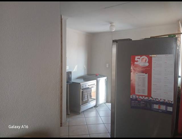 3 BEDROOM HOUSE FOR SALE IN CLAYVILLE
